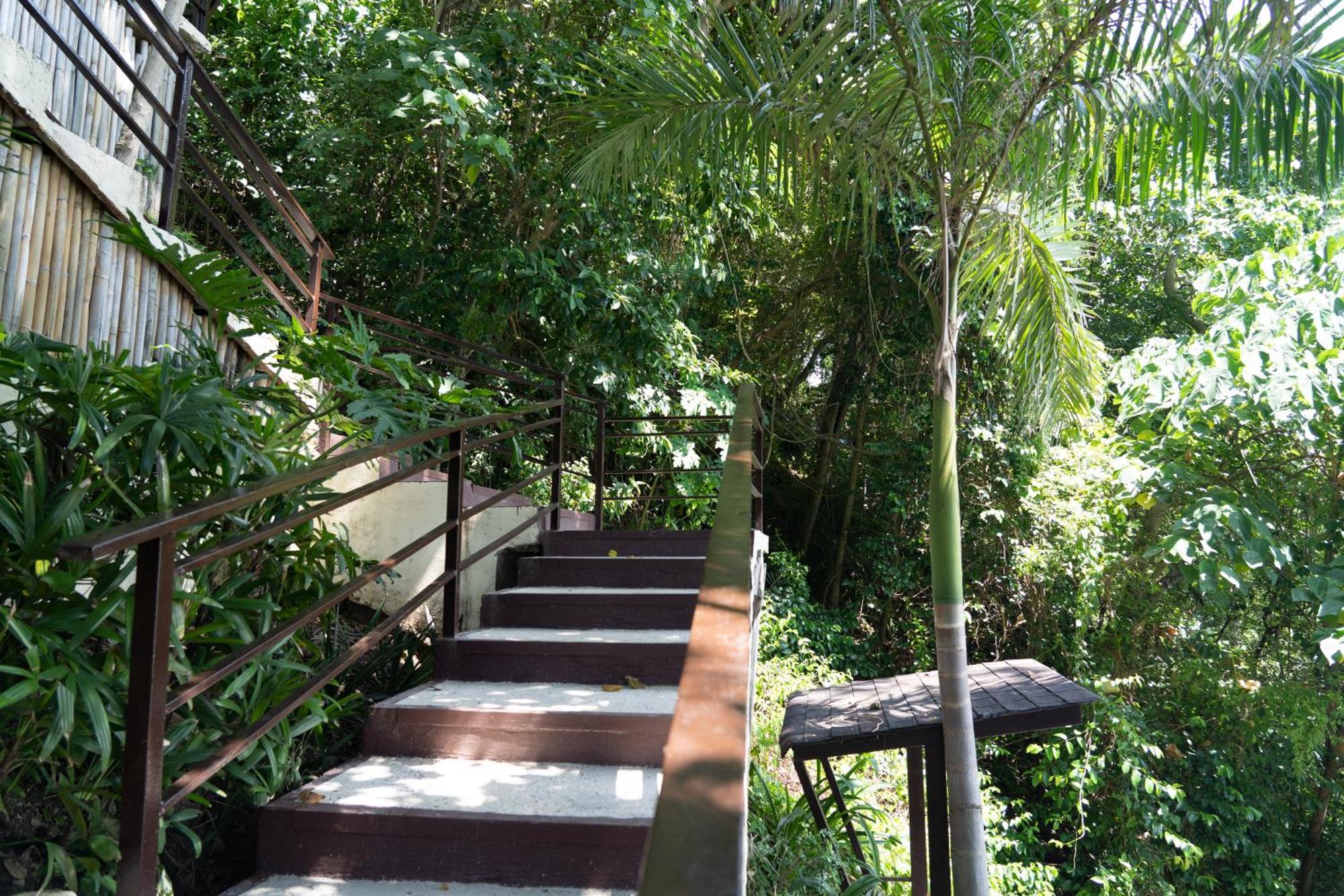 Altamare Dive And Leisure Resort Anilao Mabini  Exterior foto